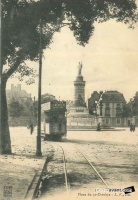 place du tente octobre tramways 1915.jpg