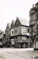 dijon rue de la liberte 1960 maison au 3 visages pharmacie du miroir.jpg